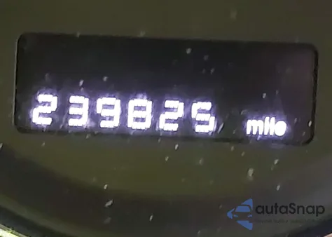 2010 Jeep Commander Sport z USA, uszkodzony, nr VIN 1J4RH4GK9AC131503